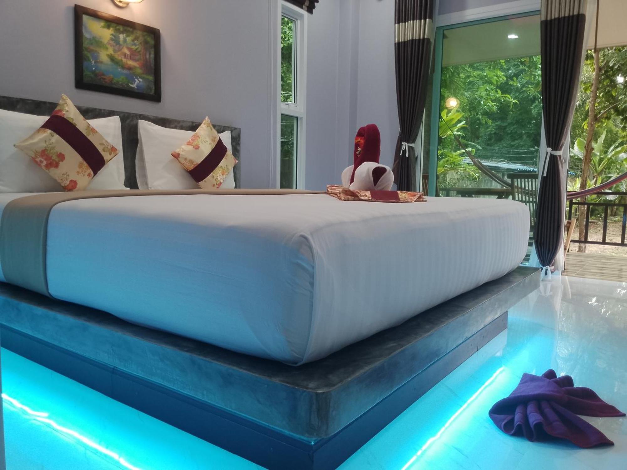 Pana Long Beach Resort - Sha Plus Ko Lanta エクステリア 写真
