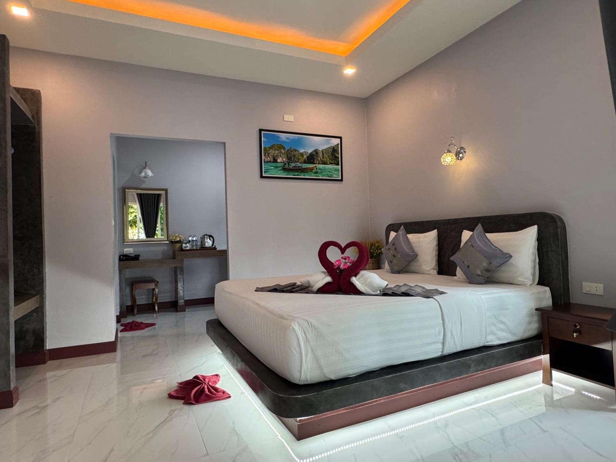Pana Long Beach Resort - Sha Plus Ko Lanta エクステリア 写真